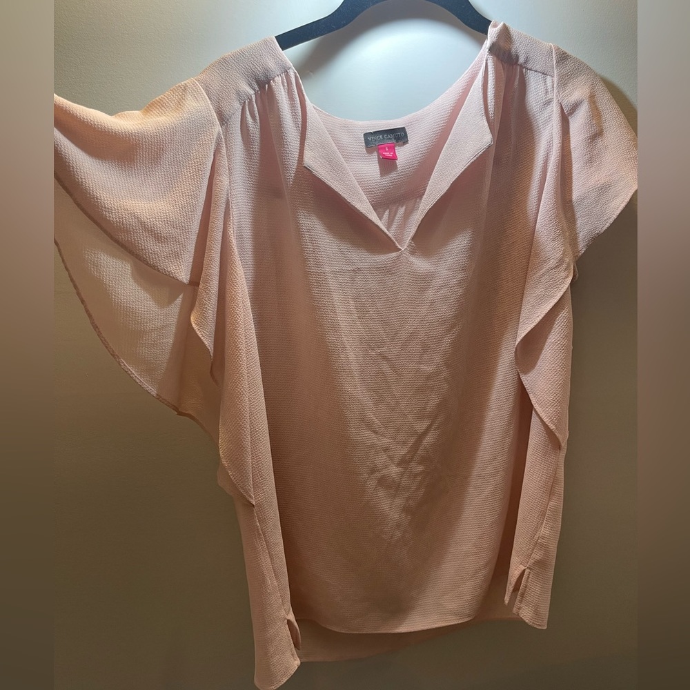 Vince Camuto baby pink tee